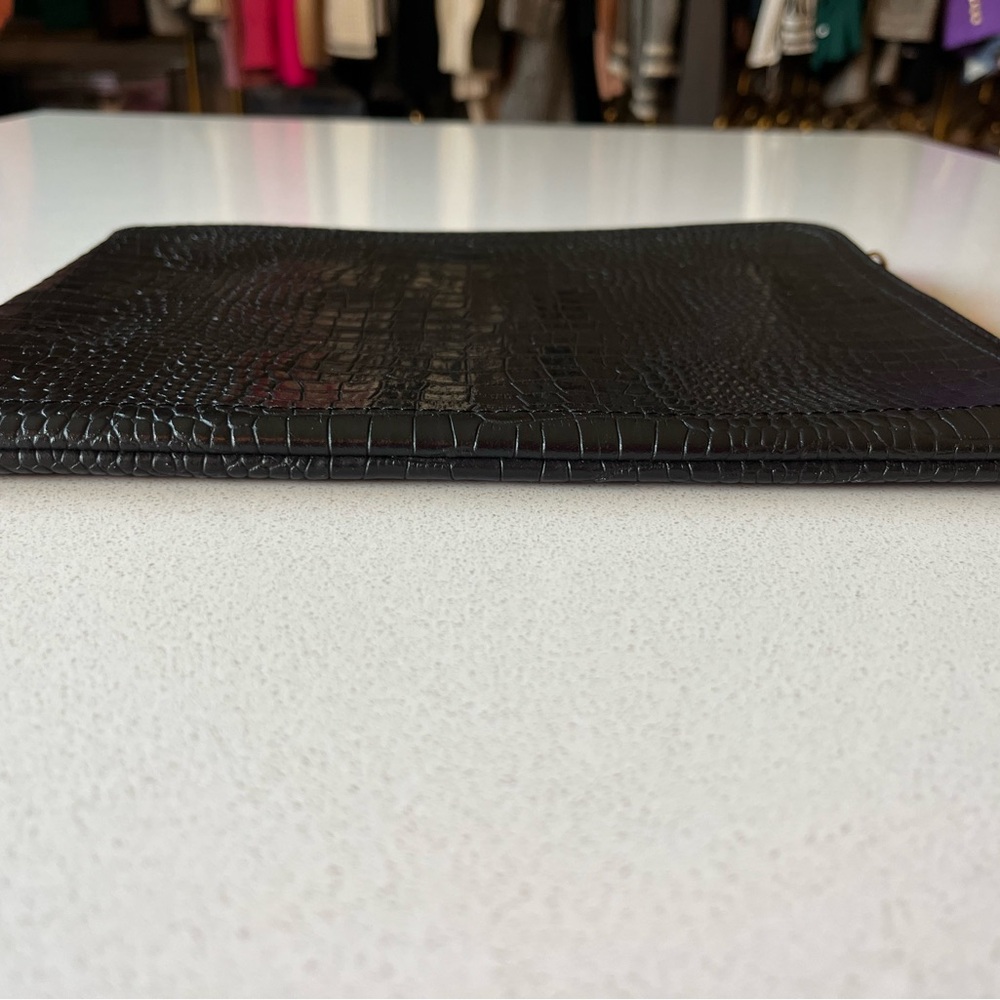 Banana Republic Leather Crocodile Look iPad Case or Large Clutch - Picture 6 of 6